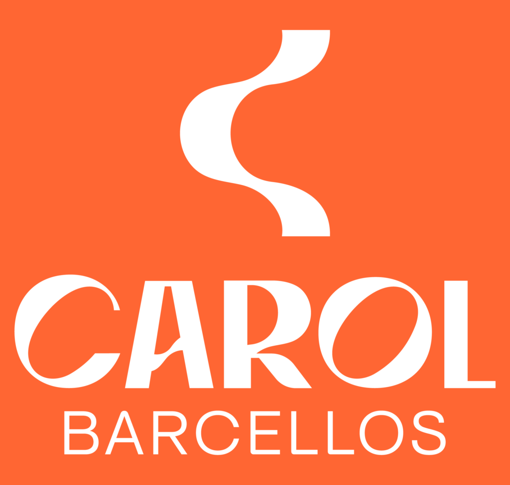 Logo Carol Barcellos vertical branco em PNG